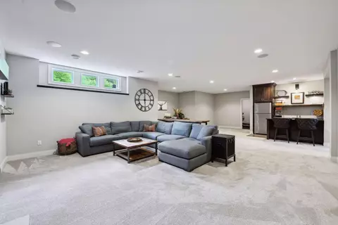 9235 Eagle Ridge Rd, Chanhassen, MN 55317 photo 62