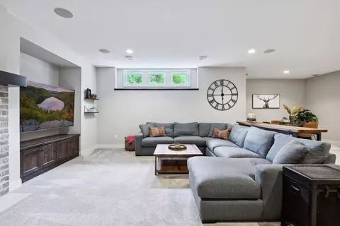 9235 Eagle Ridge Rd, Chanhassen, MN 55317 photo 61