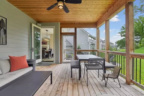 9235 Eagle Ridge Rd, Chanhassen, MN 55317 photo 32