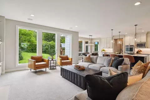 9235 Eagle Ridge Rd, Chanhassen, MN 55317 photo 16