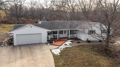 616 18th St SW, Rochester, MN 55902