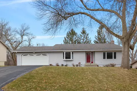 110910 Von Hertzen Cir, Chaska, MN 55318