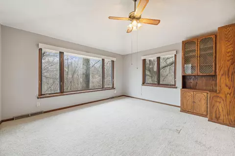 750 Hackmore Dr, Eagan, MN 55123 photo 13