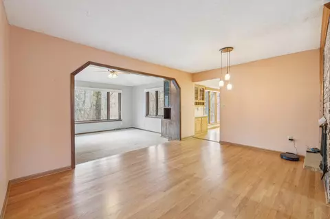 750 Hackmore Dr, Eagan, MN 55123 photo 8