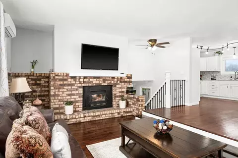 Exterior - 2126 N Robin Ave, Duluth, MN 55811 photo 3 of 12