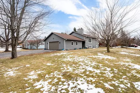 Exterior - 2126 N Robin Ave, Duluth, MN 55811 photo 11 of 12