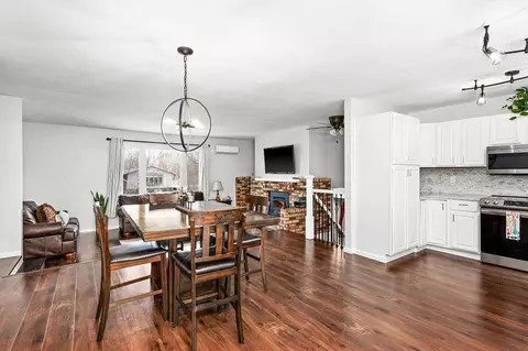 Dining - 2126 N Robin Ave, Duluth, MN 55811 photo 2 of 4