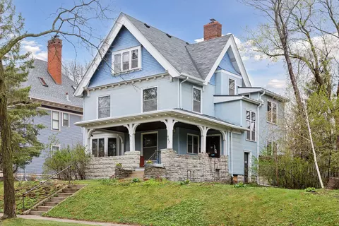 947 Portland Ave, Saint Paul, MN 55104