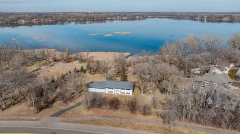 915 Birch St, Lino Lakes, MN 55014