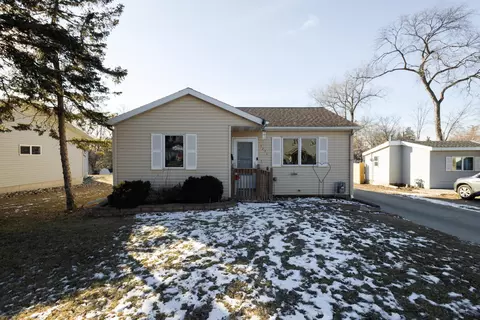 1221 N Marien St, Fergus Falls, MN 56537