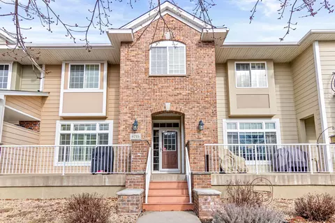 6715 Flycatcher Ln #1120, Apple Valley, MN 55124