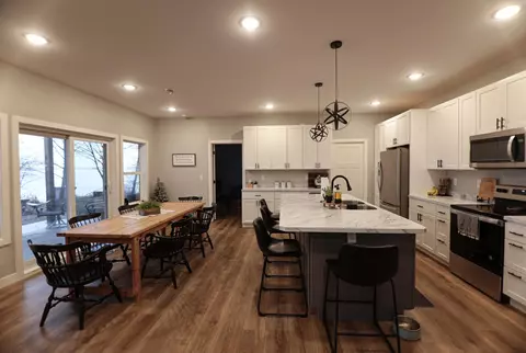 Kitchen - 44419 Nitche Lake Rd, Perham, MN 56573 photo 9 of 9