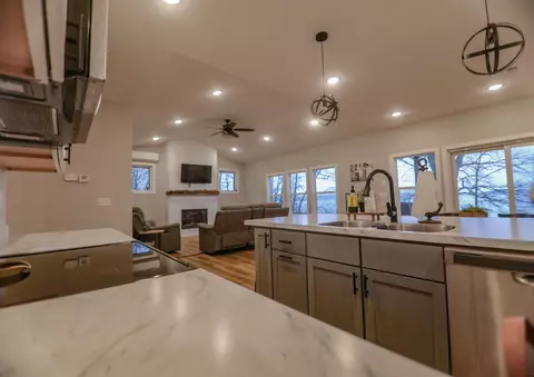 Kitchen - 44419 Nitche Lake Rd, Perham, MN 56573 photo 1 of 9