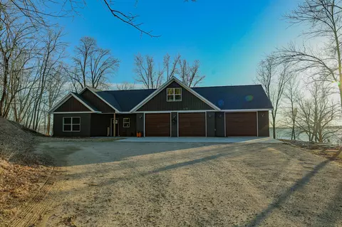 Exterior - 44419 Nitche Lake Rd, Perham, MN 56573 photo 9 of 19