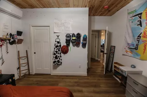 Bedroom - 44419 Nitche Lake Rd, Perham, MN 56573 photo 5 of 8