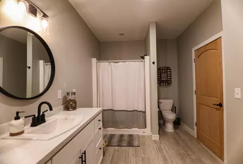 Bath - 44419 Nitche Lake Rd, Perham, MN 56573 photo 8 of 12