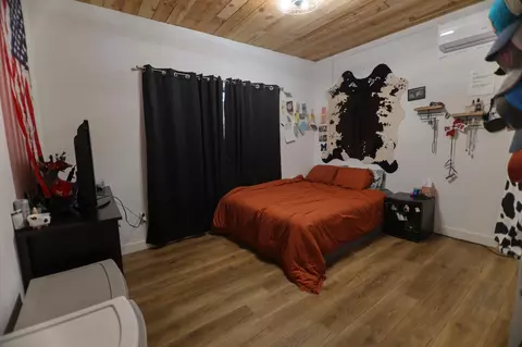Bedroom - 44419 Nitche Lake Rd, Perham, MN 56573 photo 4 of 8