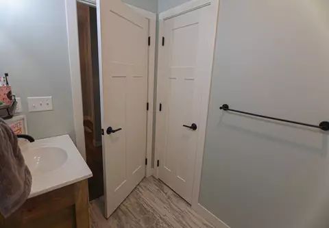 Bath - 44419 Nitche Lake Rd, Perham, MN 56573 photo 11 of 12