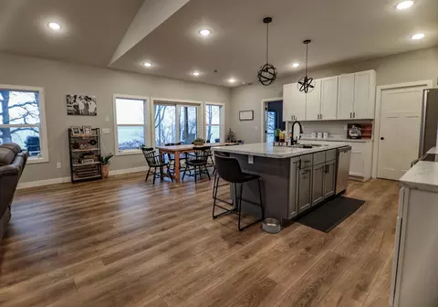 Kitchen - 44419 Nitche Lake Rd, Perham, MN 56573 photo 2 of 9