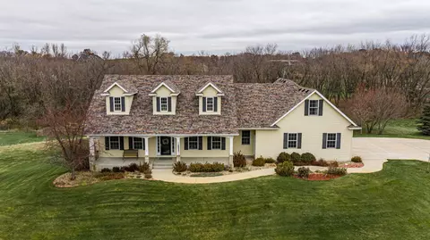 5161 Milly Ln SW, Rochester, MN 55902
