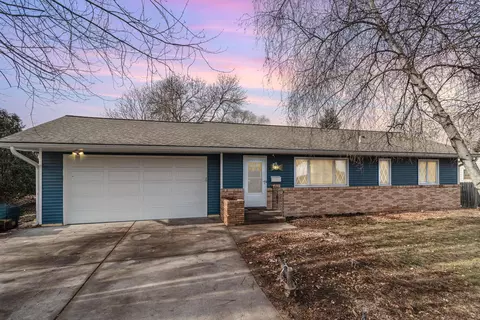 4111 Adair Ave N, Crystal, MN 55422