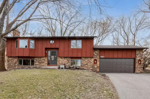 11417 26th Ave S, Burnsville, MN 55337