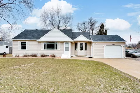 221 91st Ave NE, Blaine, MN 55434