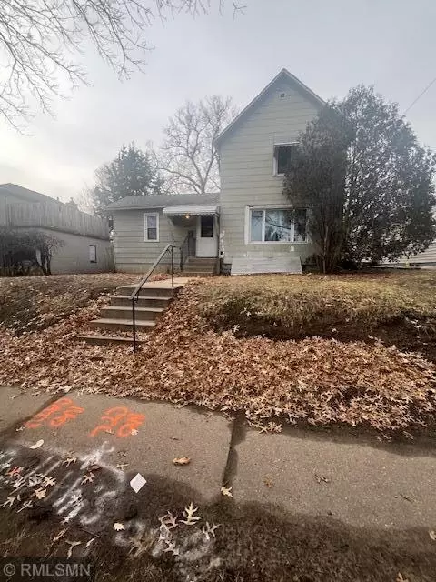 4215 Irving Ave N, Minneapolis, MN 55412