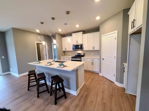 Kitchen - 13111 Bauer Dr N, Champlin, MN 55316 photo 5 of 9