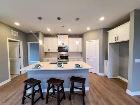Kitchen - 13111 Bauer Dr N, Champlin, MN 55316 photo 4 of 9