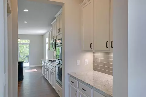 Kitchen - 13131 Bauer Dr N, Champlin, MN 55316 photo 4 of 19
