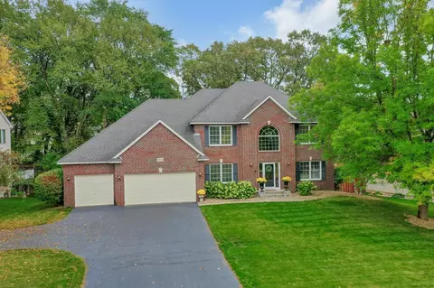 3844 N Ridge Dr, Eagan, MN 55123