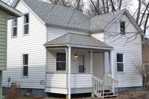 411 3rd St S, Wahpeton, ND 58075