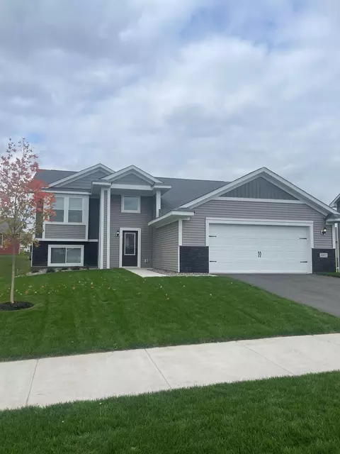 18852 Fillmore St NW, Elk River, MN 55330