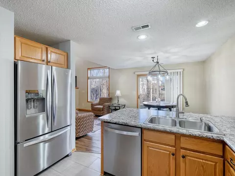 13812 Rose Dr, Rogers, MN 55374 photo 9