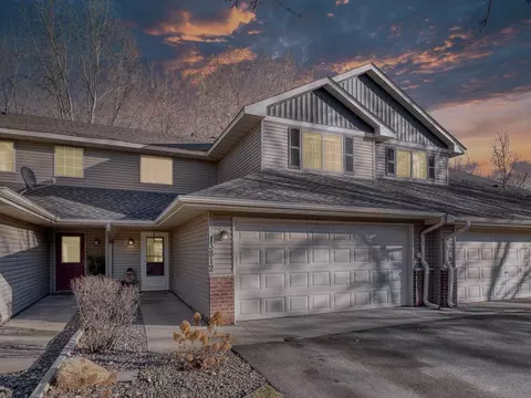 13812 Rose Dr, Rogers, MN 55374 photo 2