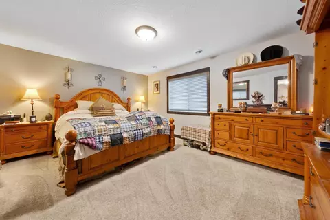 Bedroom - 2011 Pratt Cir, Saint Peter, MN 56082 photo 3 of 5