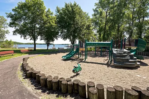Exterior - 75 W Point Ave, Tonka Bay, MN 55331 photo 12 of 14
