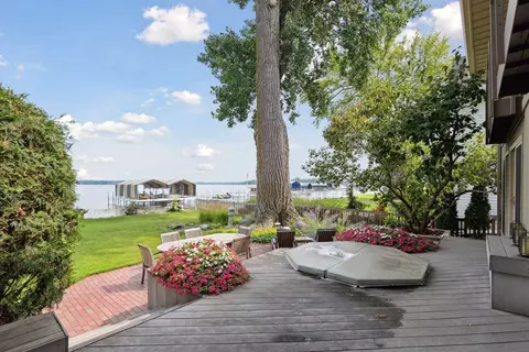 Exterior - 75 W Point Ave, Tonka Bay, MN 55331 photo 9 of 14