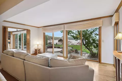 Living - 75 W Point Ave, Tonka Bay, MN 55331 photo 2 of 4