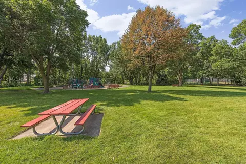 View/Area - 75 W Point Ave, Tonka Bay, MN 55331 photo 10 of 12