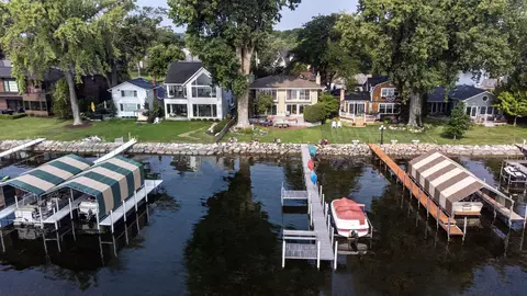 View/Area - 75 W Point Ave, Tonka Bay, MN 55331 photo 3 of 12