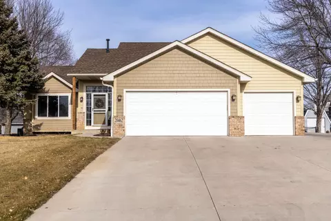 20462 Gadwall Ln, Rogers, MN 55374