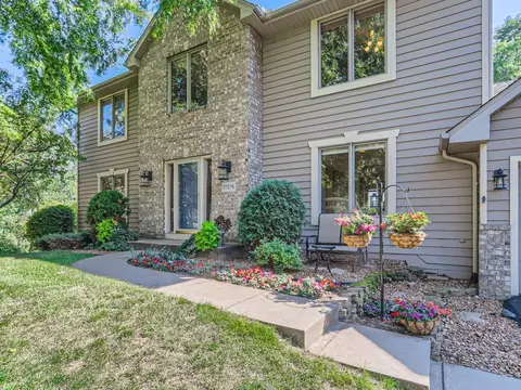 17176 Jefferson Ct, Lakeville, MN 55044