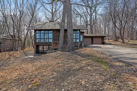 27665 Island View Rd, Shorewood, MN 55331