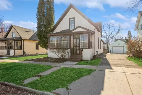 696 James Ave, Saint Paul, MN 55102
