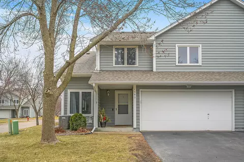 1593 Geske Rd, Chaska, MN 55318