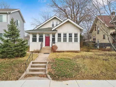 3845 17th Ave S, Minneapolis, MN 55407