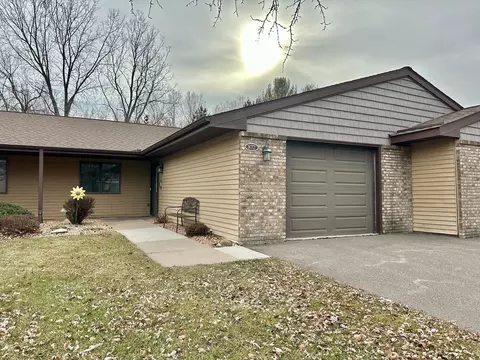 872 Cedar Ct #4C, New Richmond, WI 54017
