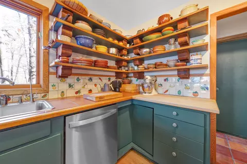 Kitchen - 5185 124th Ct E, Northfield, MN 55057 photo 4 of 6